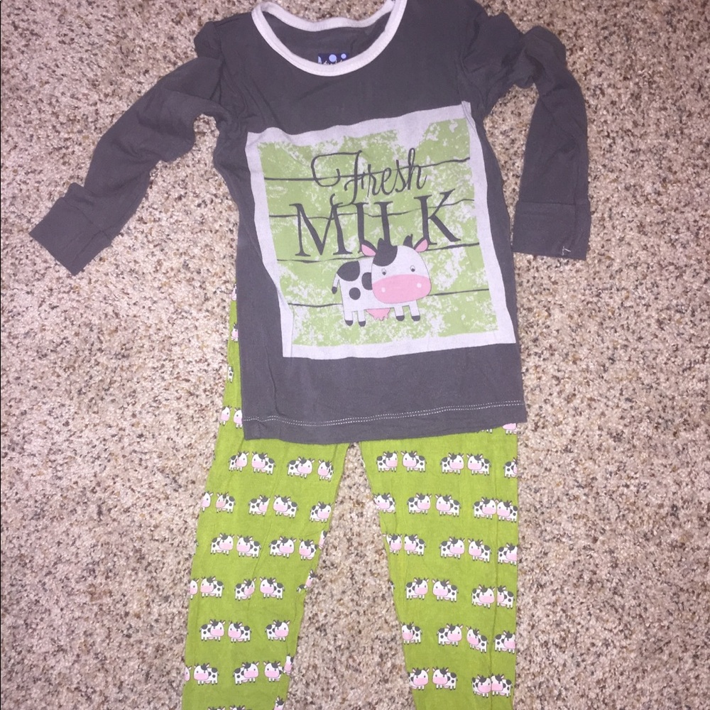 Meadow cows 2 piece